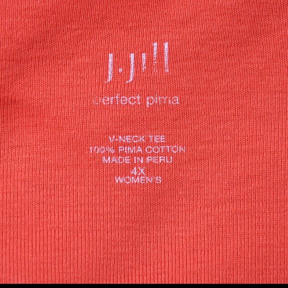 Like New! J. Jill Perfect Pima V-Neck Short Sleeve Tee in Coral Pink/Orange - Picture 4 of 4